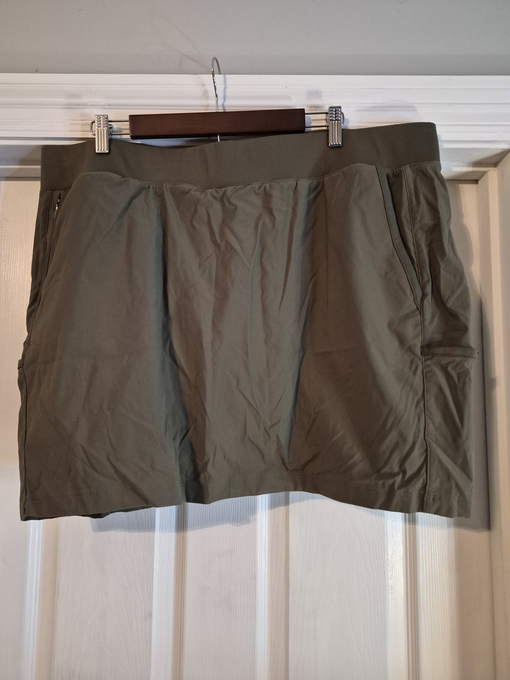 Columbia Olive Green Women's Skort 2x